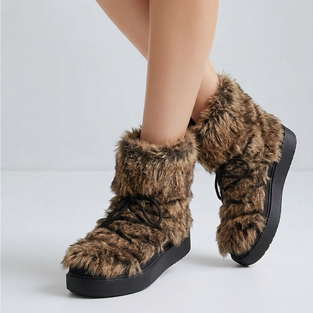 JF Faux Fur Lace-Up Winter Boots Platform Black Sole Cozy Snow Size 10